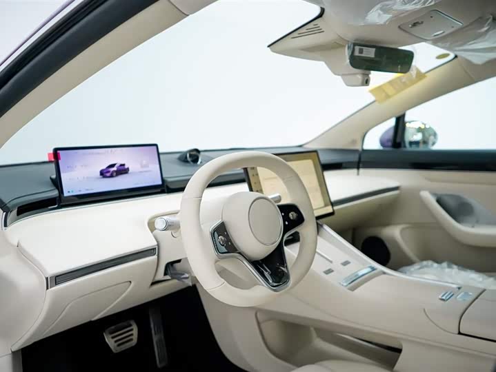 Фото 31 - Luxeed S7