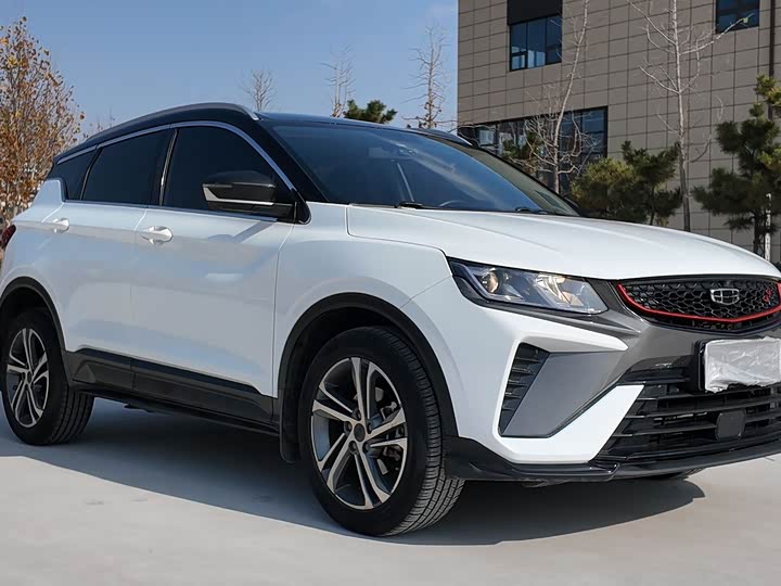 Фото 3 - Geely Coolray