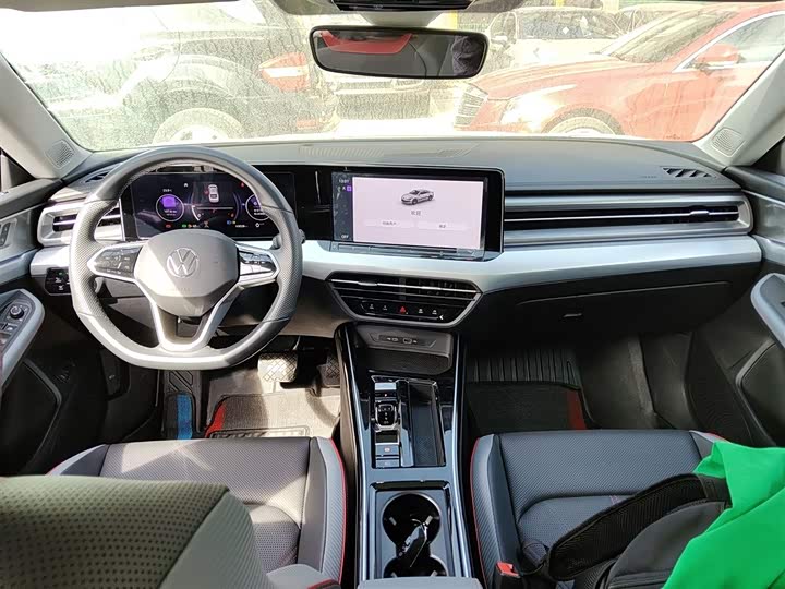 Фото 10 - Volkswagen Lamando L