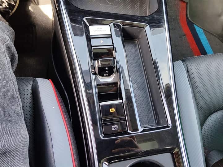 Фото 14 - Volkswagen Lamando L