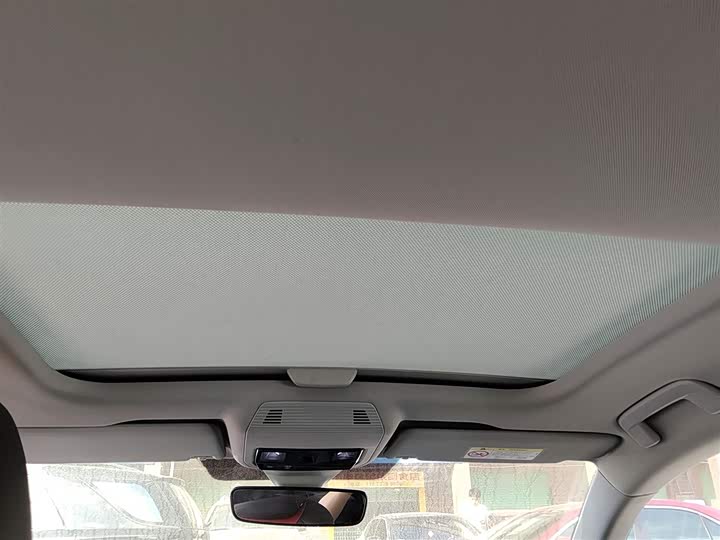 Фото 18 - Volkswagen Lamando L