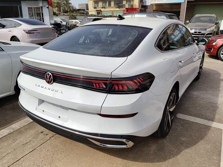 Фото 7 - Volkswagen Lamando L