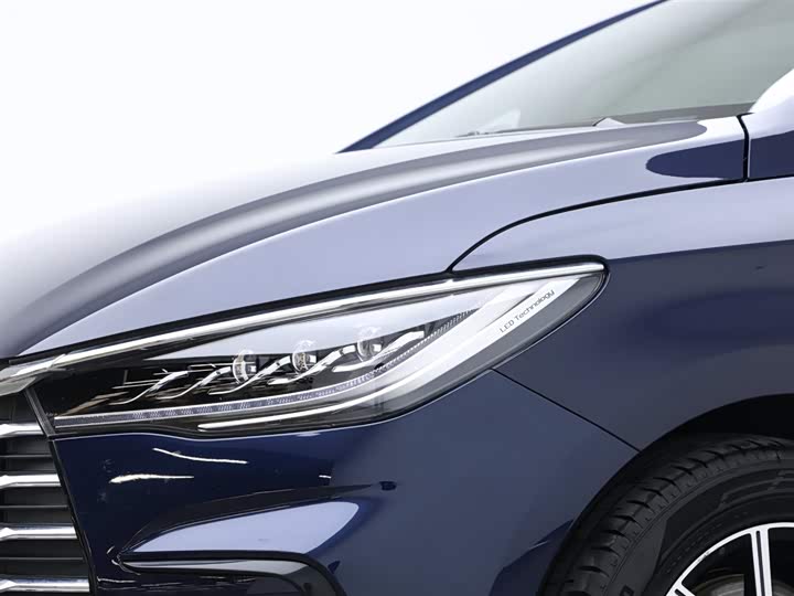 Фото 18 - BYD Song Max Hybrid