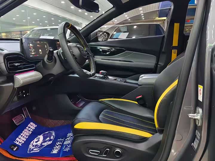 Фото 4 - GAC Trumpchi Empow R