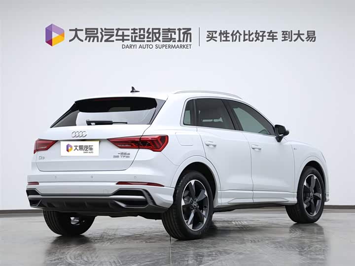 Фото 3 - Audi Q3