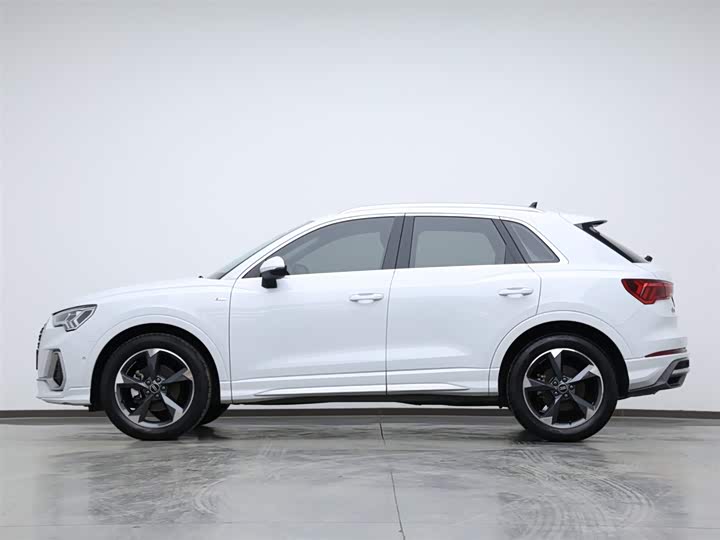 Фото 5 - Audi Q3