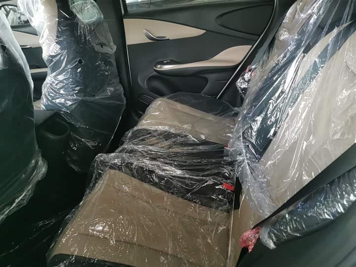 Фото 17 - BYD Dolphin