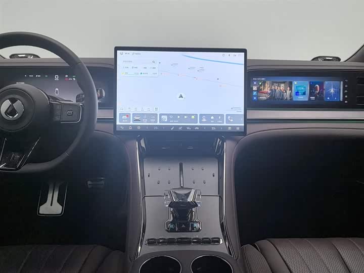 Фото 12 - Denza Z9GT