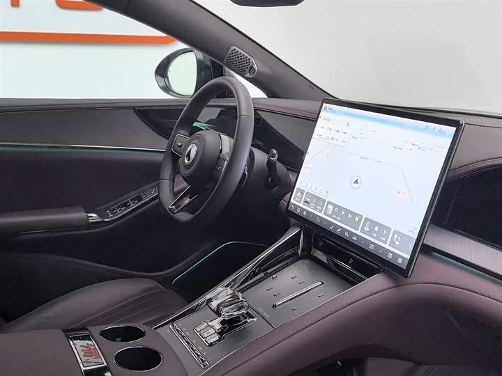 Фото 22 - Denza Z9GT