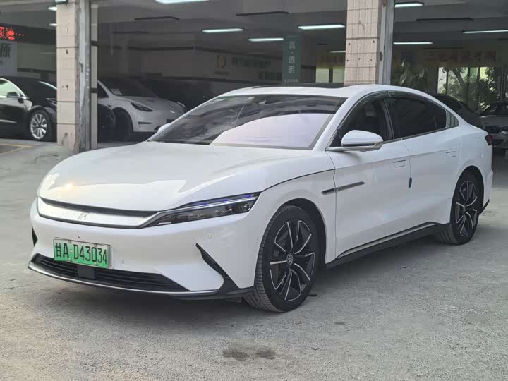 Фото 2 - BYD Han