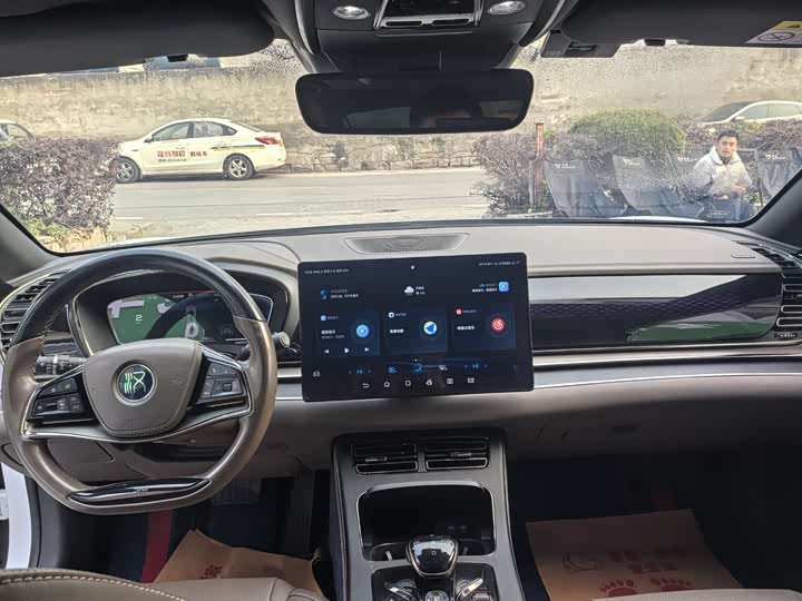 Фото 9 - BYD Han