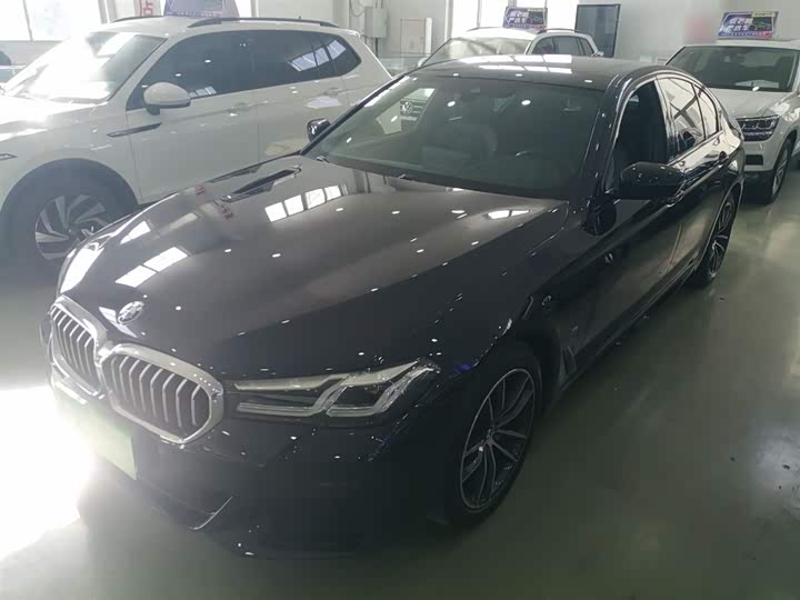 Фото 1 - BMW 5 Series