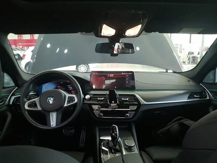 Фото 10 - BMW 5 Series