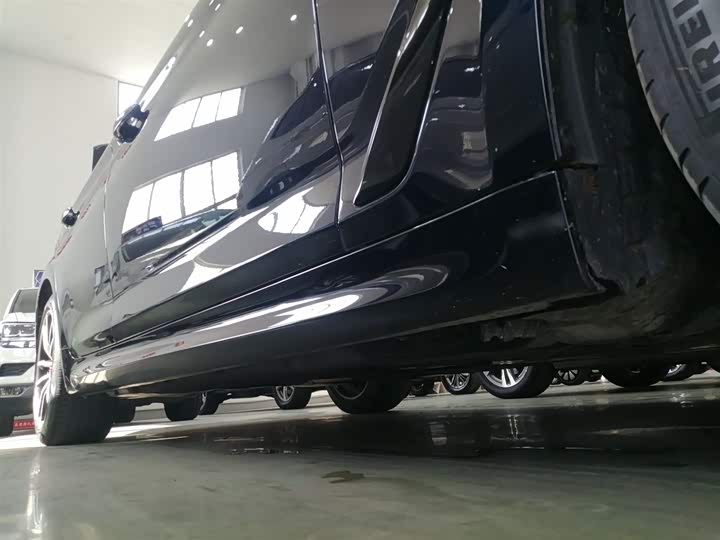 Фото 21 - BMW 5 Series