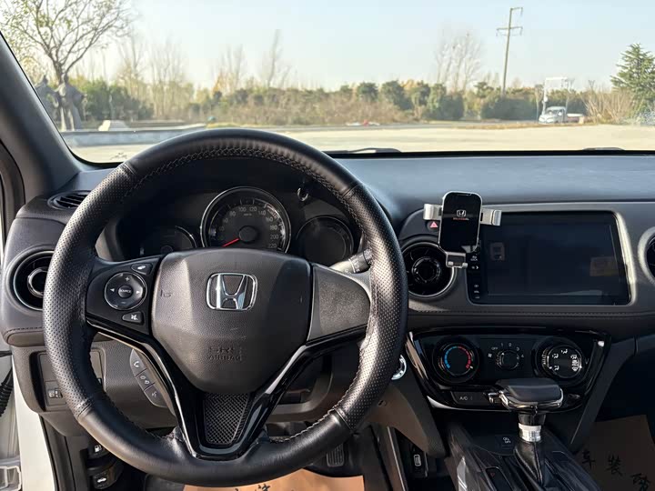 Фото 38 - Honda XR-V