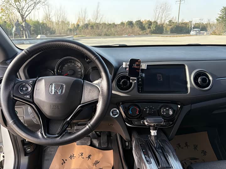 Фото 39 - Honda XR-V