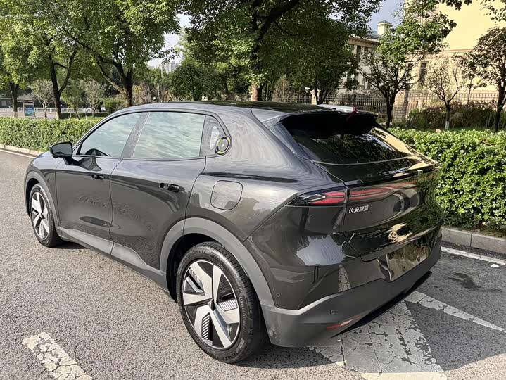 Фото 3 - Changan Deepal S05