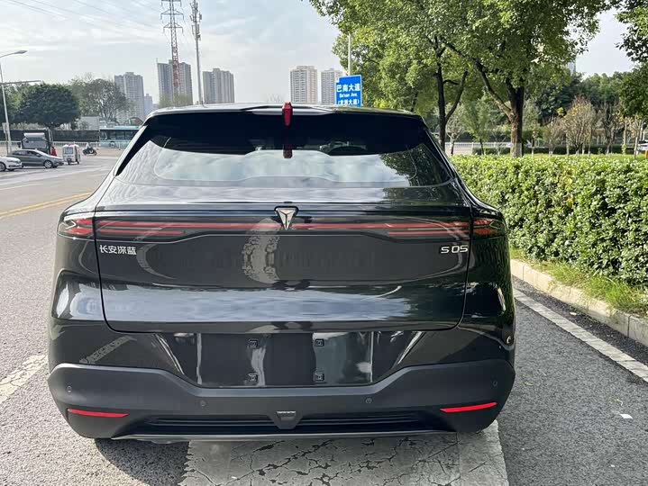 Фото 4 - Changan Deepal S05