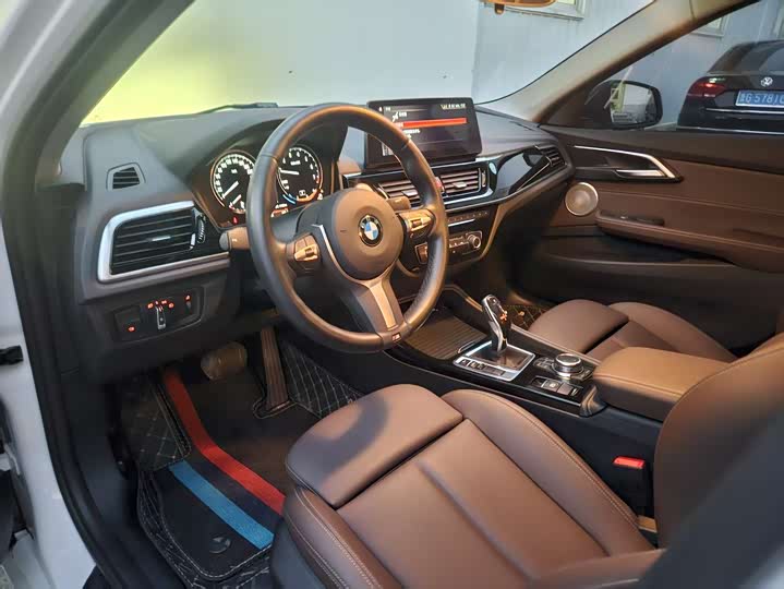 Фото 6 - BMW 1 Series