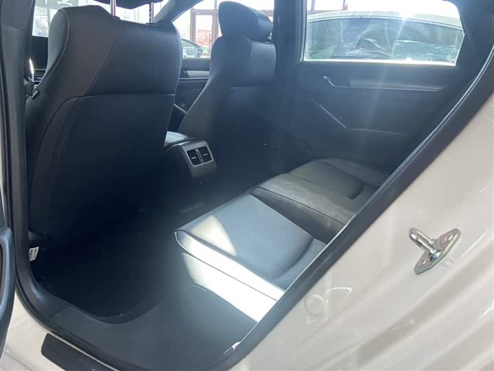 Фото 11 - Honda Inspire