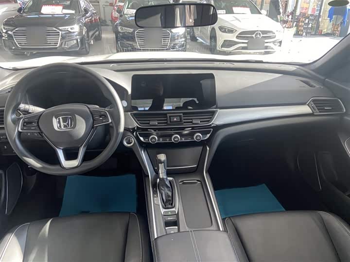 Фото 9 - Honda Inspire