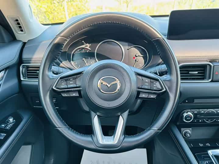 Фото 22 - Mazda CX-5