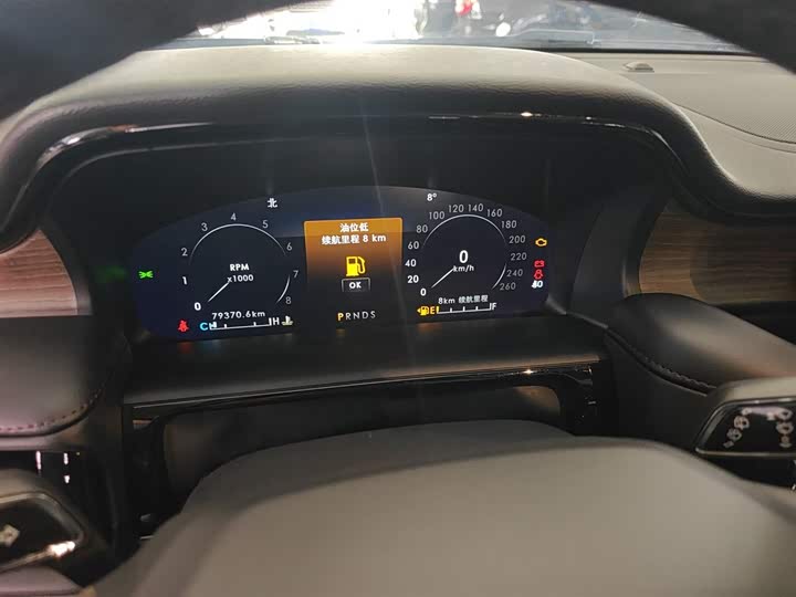 Фото 12 - Lincoln Nautilus