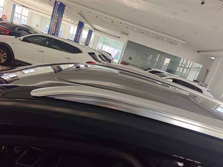 Фото 27 - Lincoln Nautilus