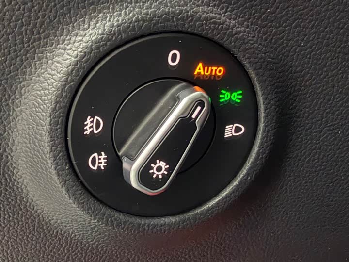 Фото 11 - Volkswagen Tayron