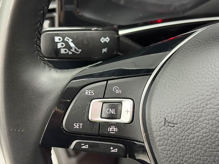 Фото 13 - Volkswagen Tayron