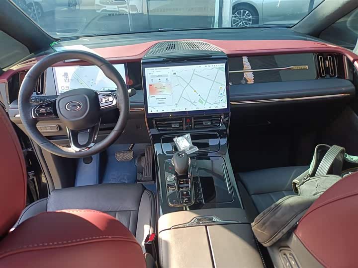 Фото 10 - GAC Trumpchi M8