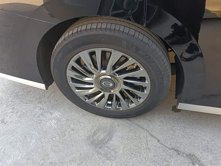 Фото 26 - GAC Trumpchi M8