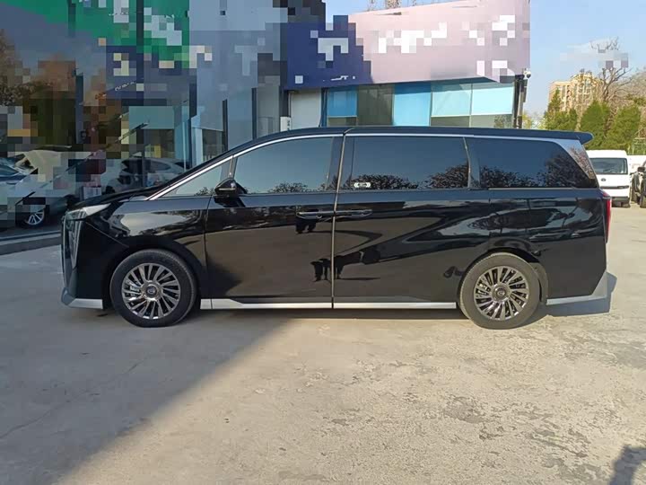 Фото 5 - GAC Trumpchi M8