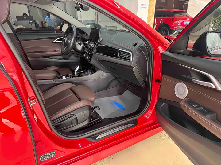 Фото 10 - BMW 1 Series