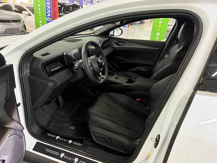 Фото 14 - BYD Seal 06 Hybrid/EV