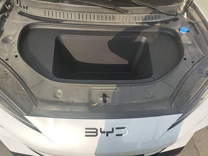 Фото 20 - BYD Sea Lion 07 EV