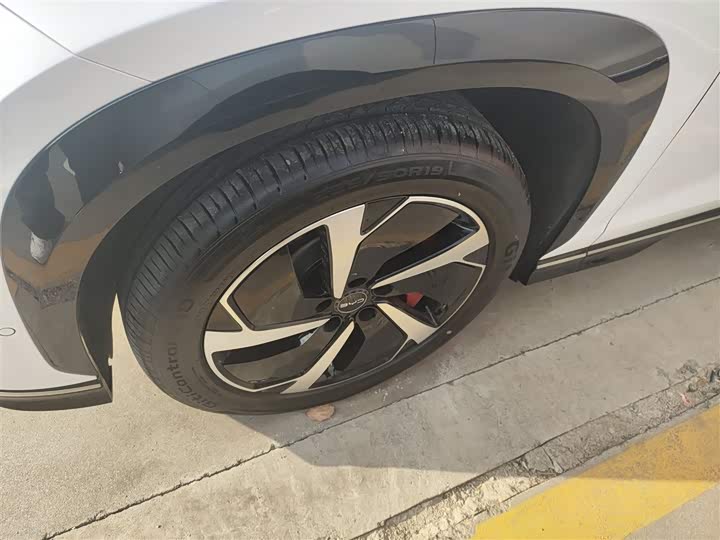 Фото 23 - BYD Sea Lion 07 EV