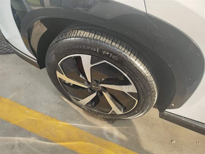 Фото 25 - BYD Sea Lion 07 EV