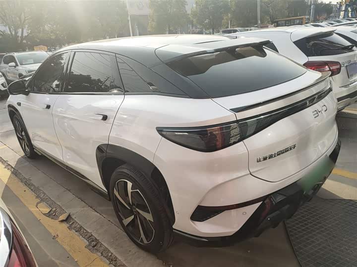 Фото 5 - BYD Sea Lion 07 EV