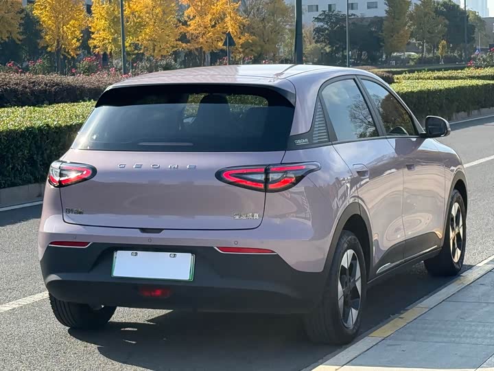 Фото 6 - Geely Galaxy Geome