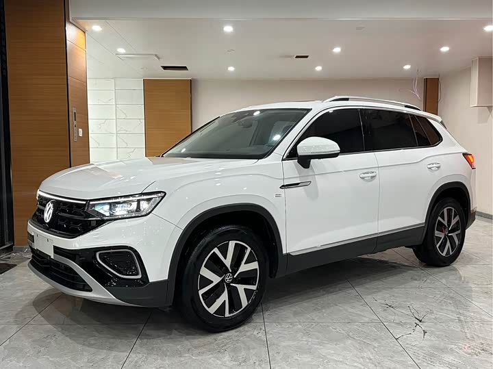 Фото 1 - Volkswagen Tayron