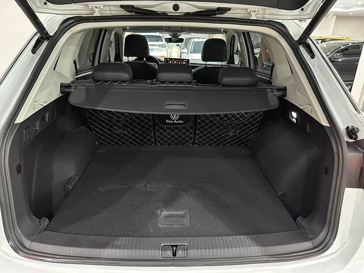 Фото 18 - Volkswagen Tayron