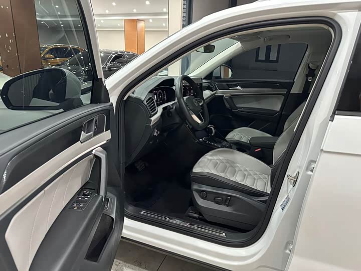 Фото 7 - Volkswagen Tayron