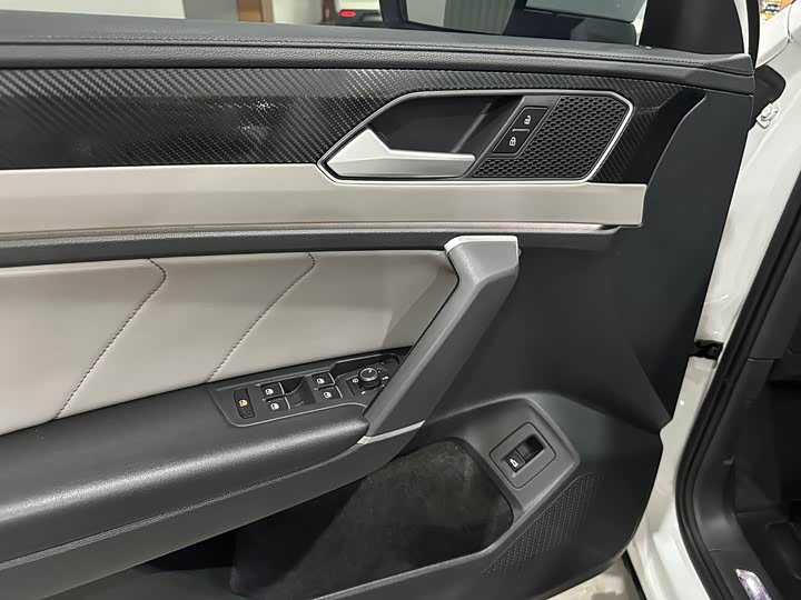 Фото 8 - Volkswagen Tayron