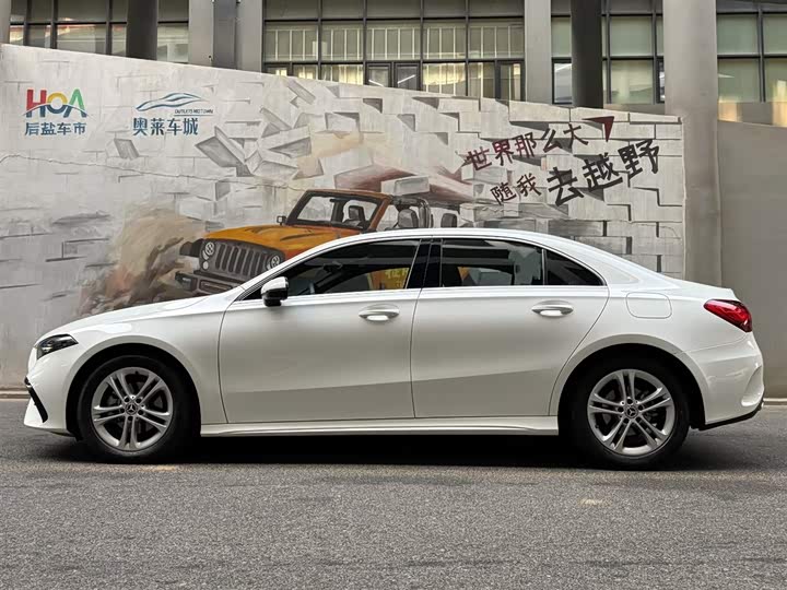 Фото 3 - Mercedes-Benz A-Class