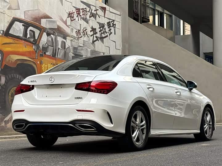 Фото 5 - Mercedes-Benz A-Class