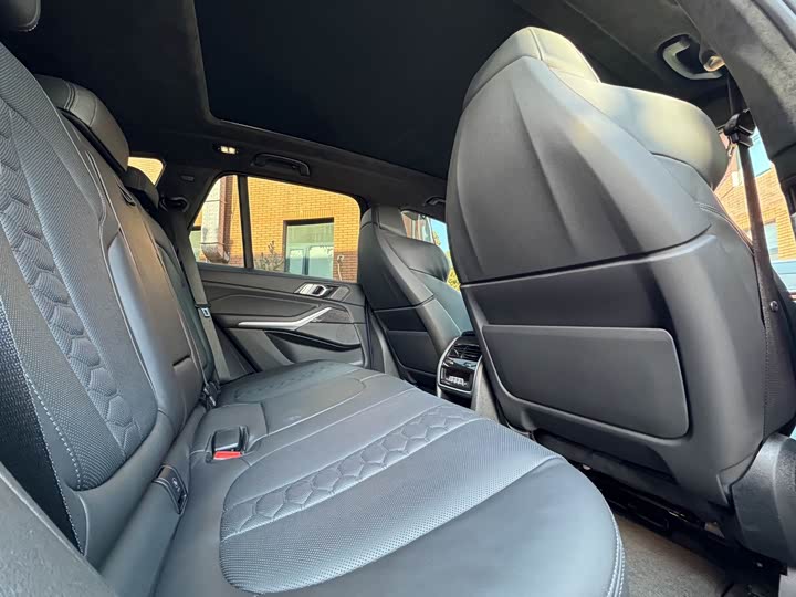 Фото 14 - BMW X5 M