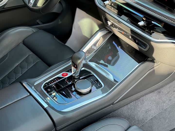 Фото 9 - BMW X5 M