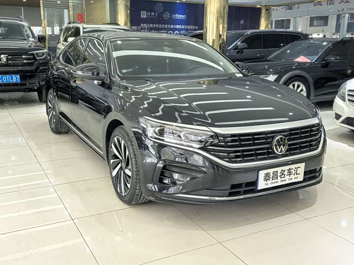 Фото 3 - Volkswagen Passat