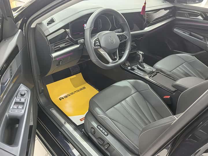 Фото 4 - Volkswagen Passat